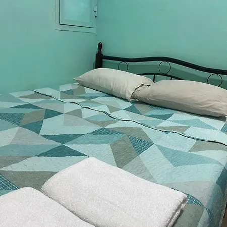 Budget Private Room With Attached Bathroom - No Parking Space Abu Dhabi Buitenkant foto