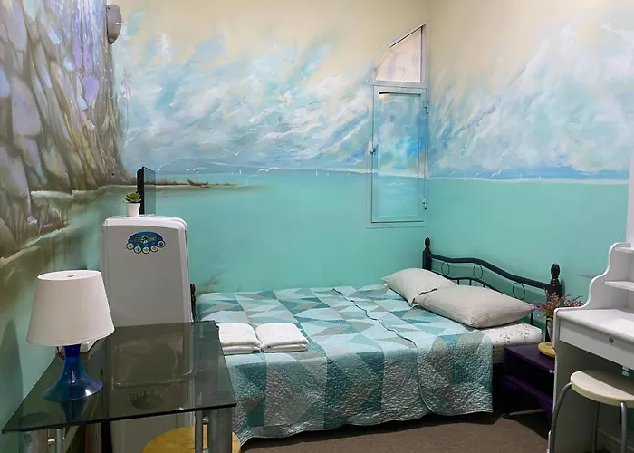 Budget Private Room With Attached Bathroom - No Parking Space
